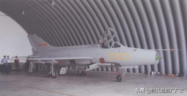 歼7战斗机能装备多少枚空空导弹,歼7战斗机空空导弹装备数量揭秘