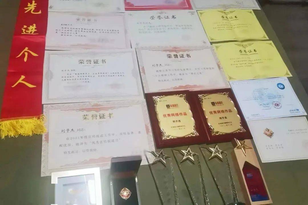 解放军报是否属于核心期刊的探讨，解放军报是否属于核心期刊的探讨与解析