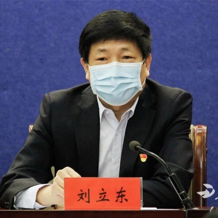 每天头条新闻，解读时事热点，洞悉世界动态，每日头条解读，时事热点与世界动态