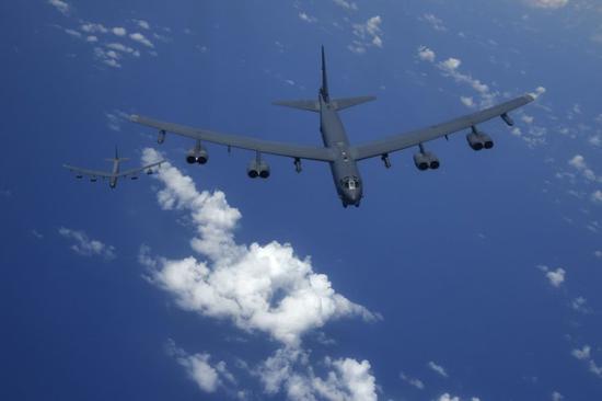 南海风云，B-52轰炸机的历史与南海战略意义，南海风云揭秘，B-52轰炸机历史与南海战略地位