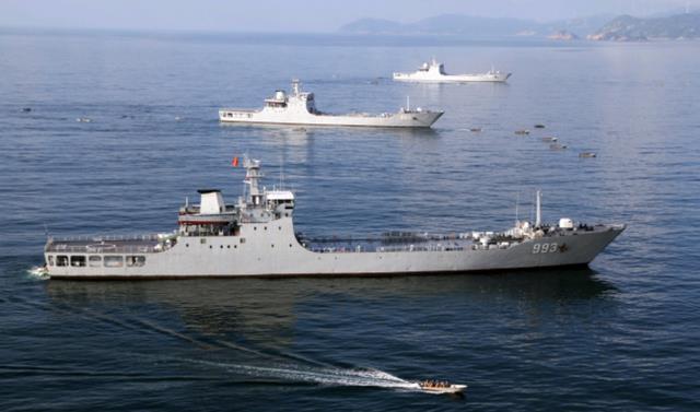 揭秘中国海军新型战舰，072B登陆舰，揭秘，中国海军新型战舰——强大的072B登陆舰亮相