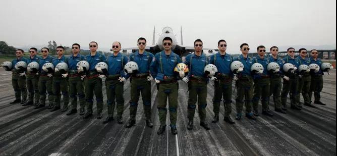 中国空军航空大学分数线2022年解析，中国空军航空大学2022年招生分数线解析