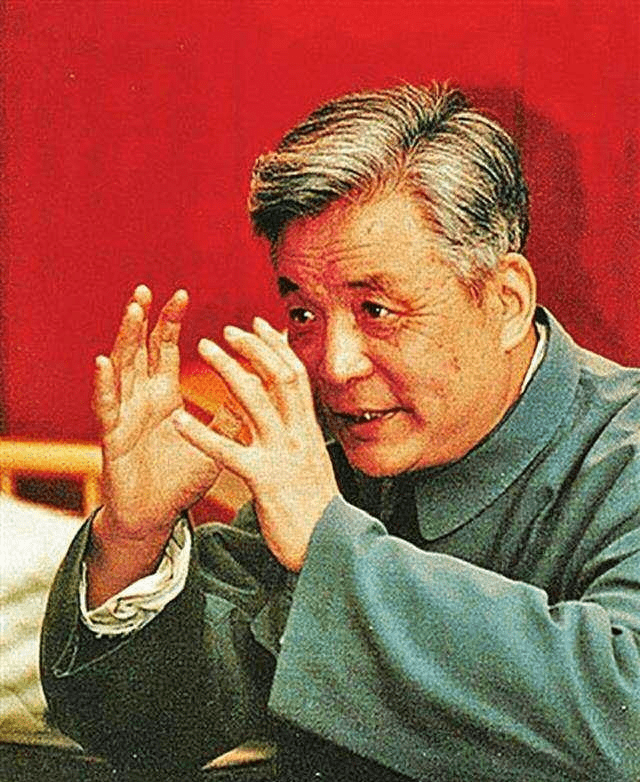 两弹一星邓稼先，时代的楷模与永恒的记忆，邓稼先，时代楷模与永恒记忆——两弹一星精神的典范人物