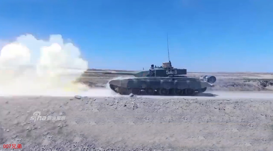 M1A2艾布拉姆斯射击稳定的卓越性能，M1A2艾布拉姆斯，卓越射击稳定性能