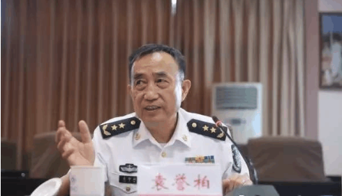 战区司令员，权力与职责的探究，战区司令员，权力与职责的深度剖析