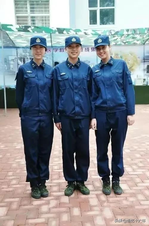 空军可以转海军吗，军人跨军兵种转型的探讨，军人跨军兵种转型，空军能否顺利转海军？