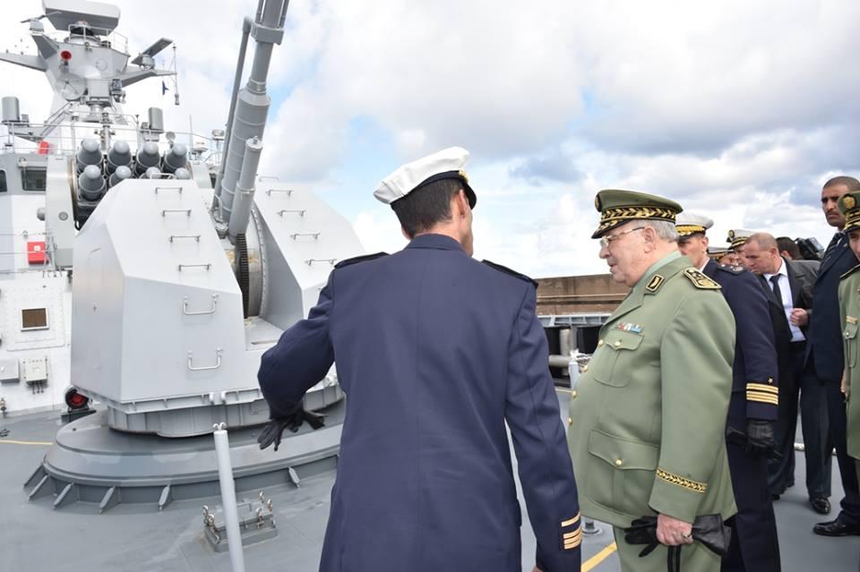 军船，护卫海洋，展现国家力量，军船，护卫海洋之盾，彰显国家力量