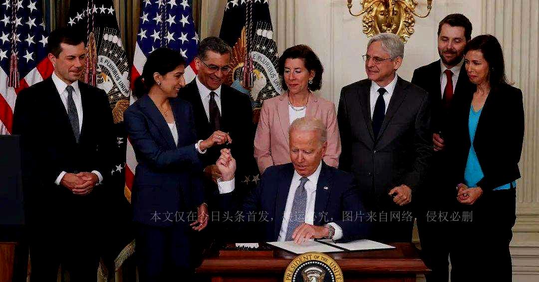 俄乌冲突与中国的立场，平衡、客观与负责任的大国态度，俄乌冲突与中国的立场，展现平衡、客观与负责任的大国态度