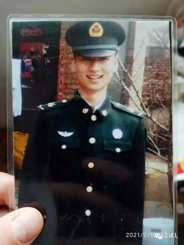 肖思远家里为何拥有权力，探究背后的原因，肖思远家庭权力背后的原因探究