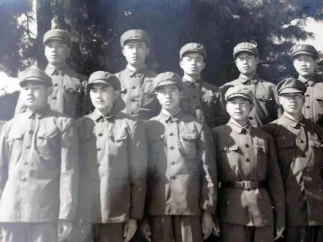 探索卓越之路，14军通信团领导的领导力解析，探索卓越之路，14军通信团领导力深度解析