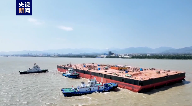 中国巨型半潜驳船，引领海洋工程新时代的巨擘，中国巨型半潜驳船，引领海洋工程新时代的领航者