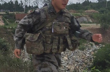 解放军19式星空迷彩服，新时代军服的崭新篇章，解放军19式星空迷彩服，新时代军服的崭新篇章亮相