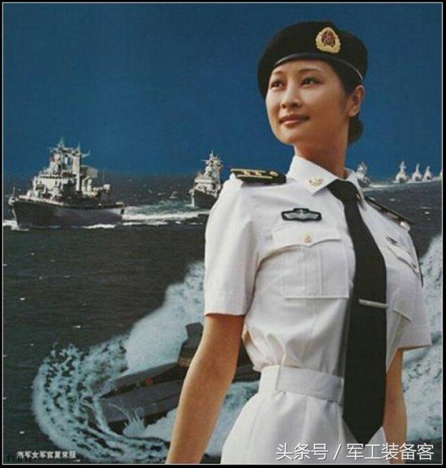 中国武警女军官的照片，展现力量与荣耀的象征，中国武警女军官风采，力量与荣耀的象征