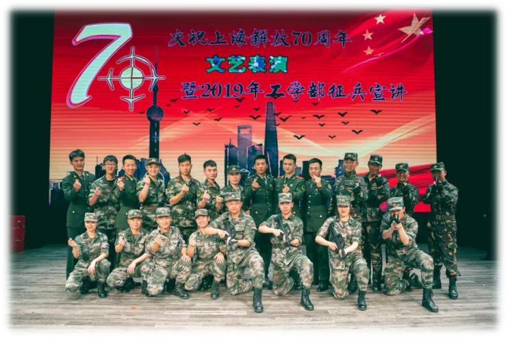 武装部人员的军装风采，武装部人员的军装风采展示