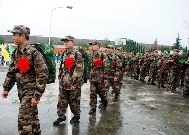 中国历史上的强制服兵役制度及其影响，中国历史上的强制服兵役制度及其深远影响