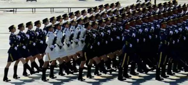 中国人民解放军仪仗队女兵队长揭秘，荣耀与责任并存，中国人民解放军仪仗队女兵队长揭秘，荣耀与责任的并重之路