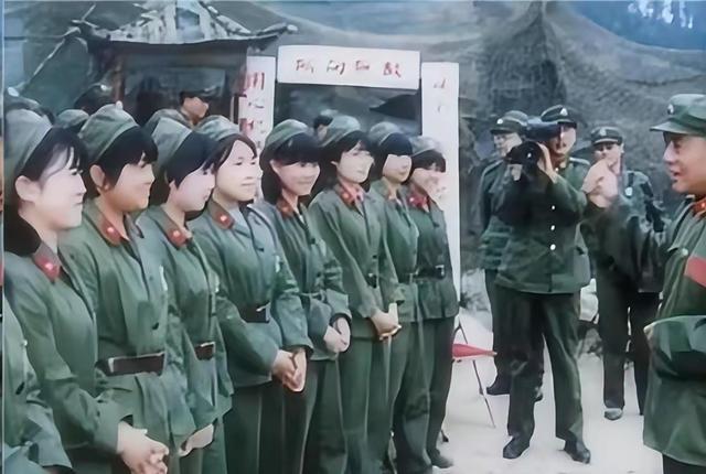 越南对待中国女兵，深化友谊与合作的见证，越南与中国女兵的深厚友谊，深化中越合作的有力见证