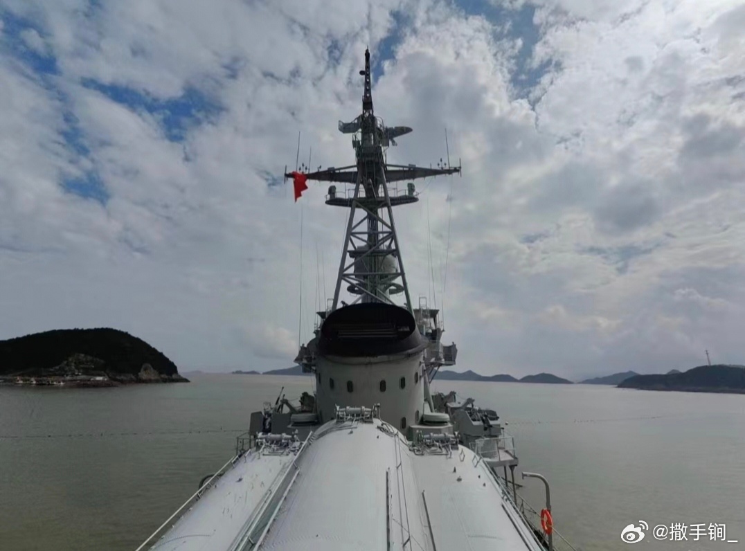 南京舰历任舰长，见证中国海军的崛起与成长，南京舰历任舰长见证海军崛起与成长历程