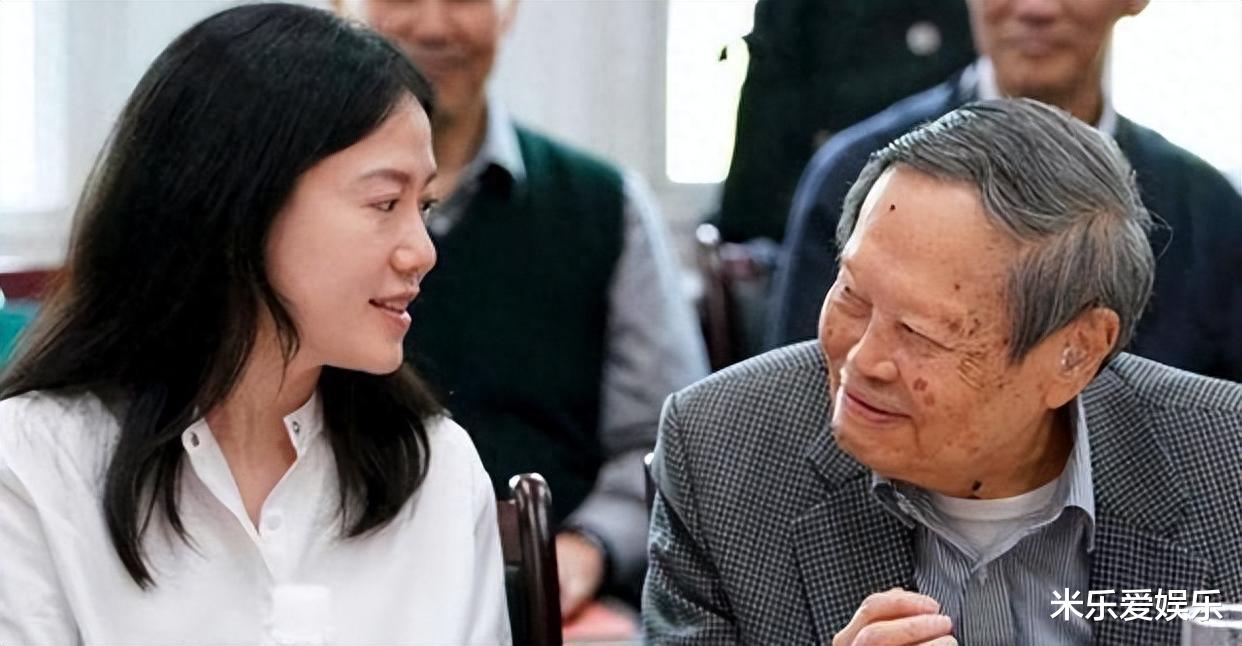 翁帆怀孕，生命的奇迹与公众的误解，翁帆怀孕，生命奇迹还是公众误解？