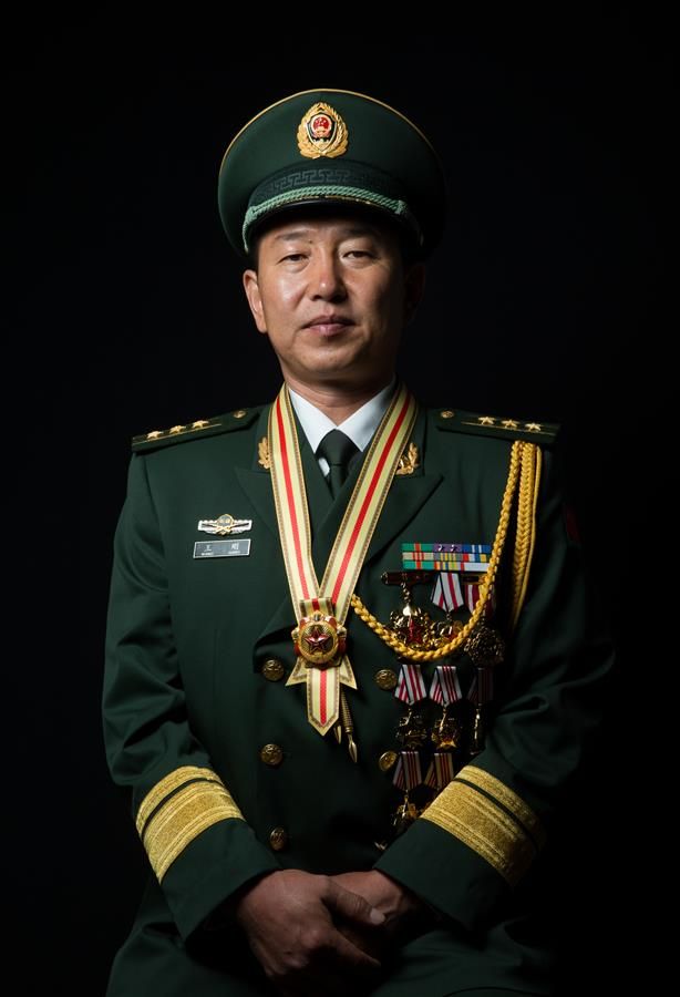 八一勋章，荣耀背后的英雄传奇，八一勋章，荣耀背后的英雄传奇之旅