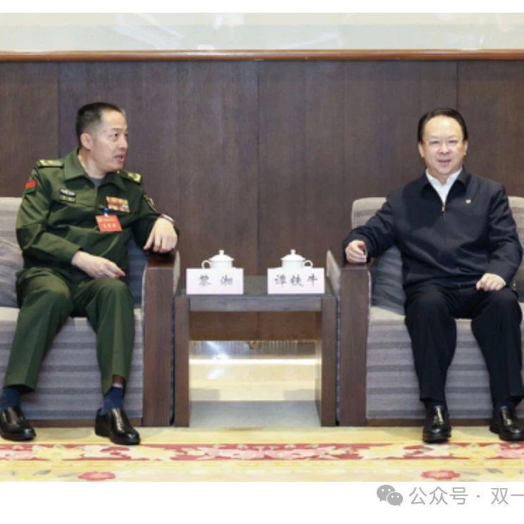 国防大学校长与书记的职务对比，权力与职责的探讨，国防大学校长与书记职务对比，权力与职责的深度探讨