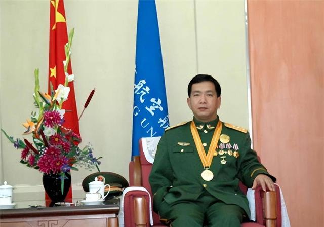 武警总队丁晓兵，英勇忠诚的卫士，武警总队丁晓兵，英勇忠诚的卫士楷模