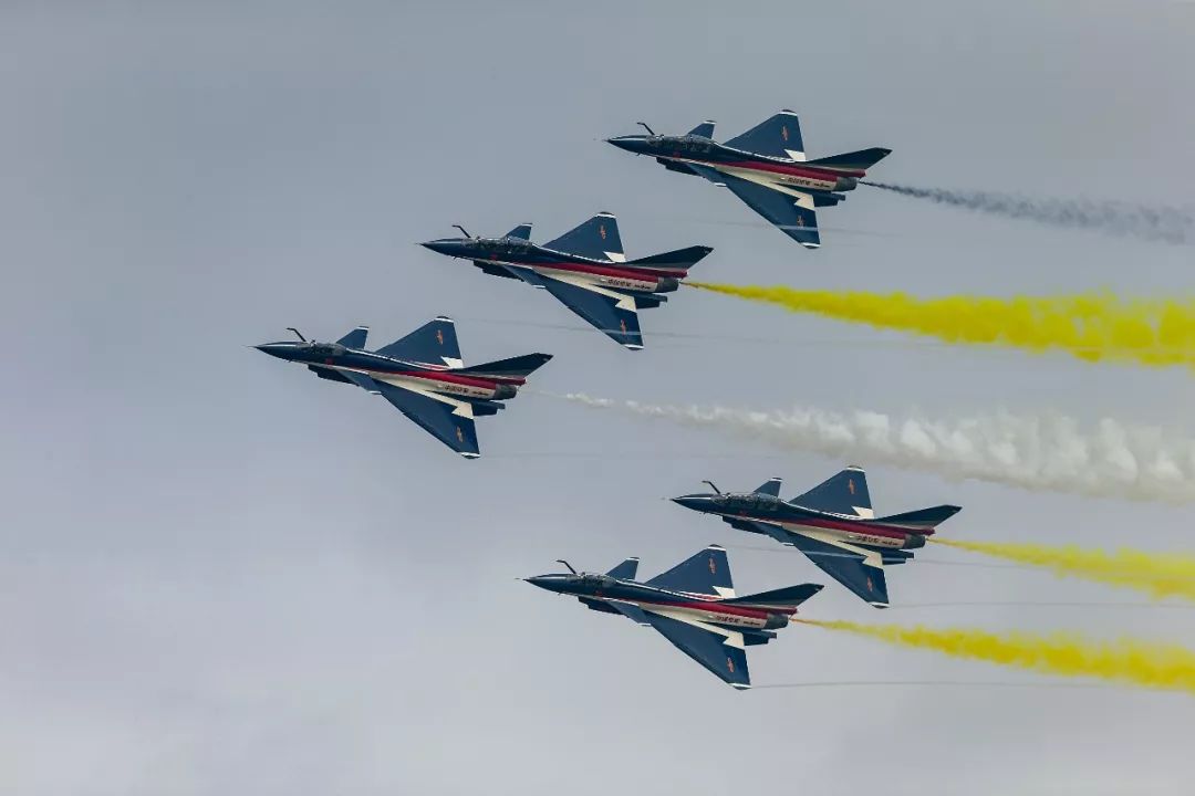 中国空军航空大学录取分数及四川考生报考指南，中国空军航空大学录取分数及报考指南（针对四川考生）