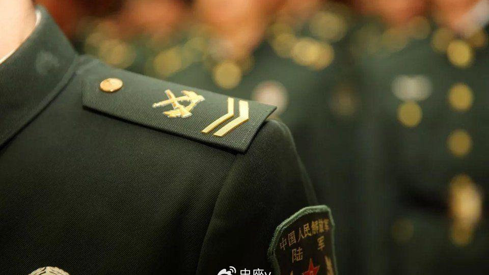 二期士官能否提干，机遇与挑战并存，二期士官提干之路，机遇与挑战并存