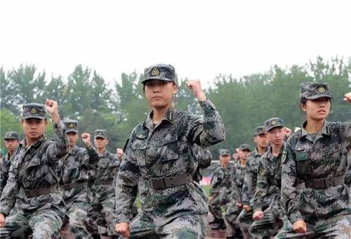 强军网官网发布空军士兵提干公告，新时代军事人才建设的又一重要里程碑，空军士兵提干公告发布，新时代军事人才建设迈入新里程碑