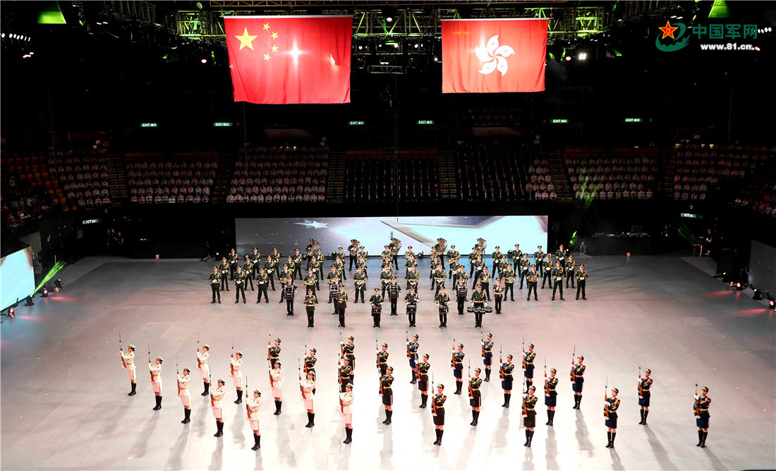 中国人民解放军仪仗队女兵高远，荣耀与担当，中国人民解放军仪仗队女兵高远，荣耀与担当的铿锵玫瑰