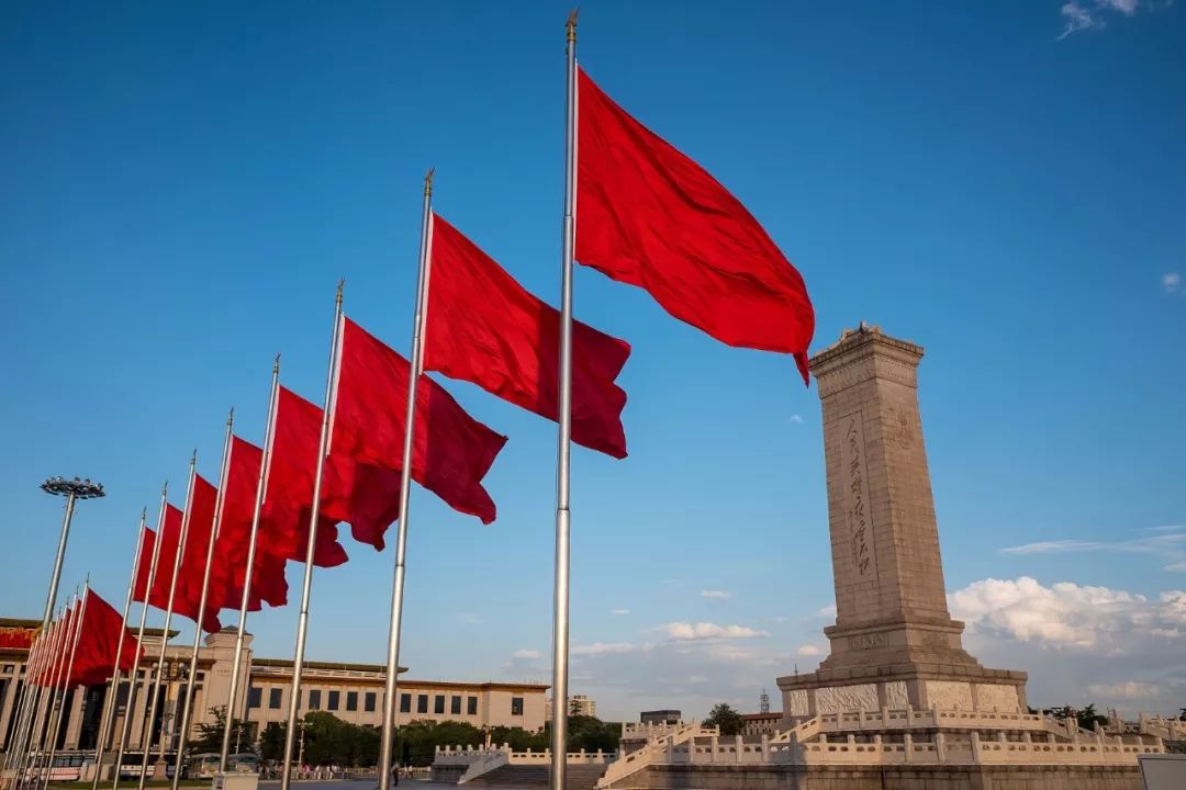 今天的中国，繁荣、活力与潜力的巨大舞台，中国，繁荣活力与潜力的舞台今日展现风采