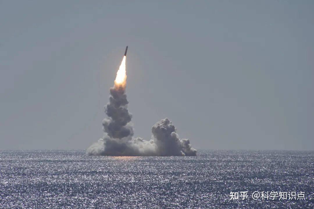 美国三叉戟洲际导弹，冷战时代的杰出武器与全球安全的重要篇章，冷战时代的杰出武器，美国三叉戟洲际导弹与全球安全的重要关联