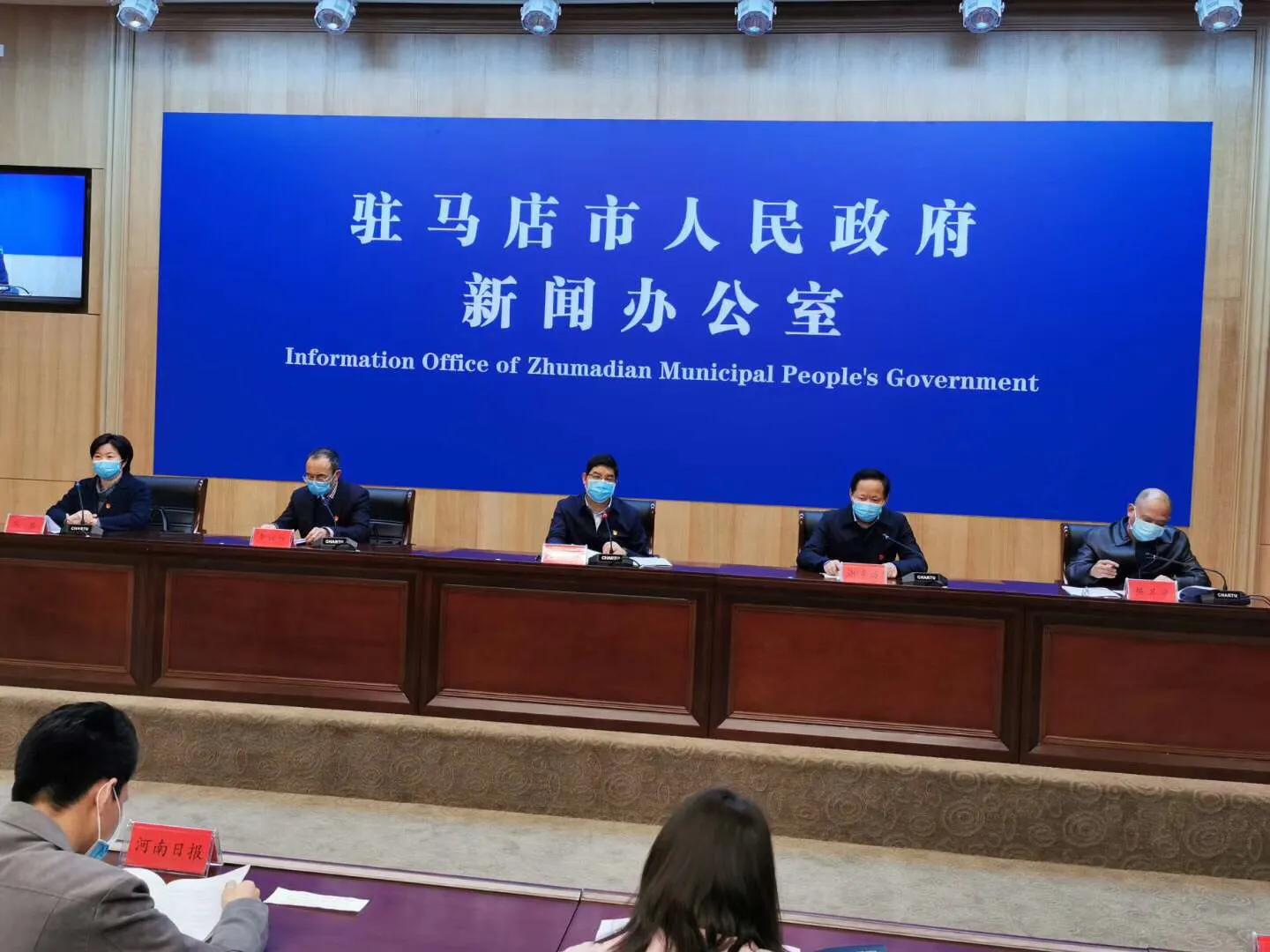 看头条新闻，掌握信息时代的资讯动态，信息时代资讯动态尽在头条新闻掌握之中