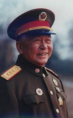 钟发生副参谋长，军事战略家的卓越领导才能与坚定信念，钟发生副参谋长，军事战略家的卓越领导与坚定信念