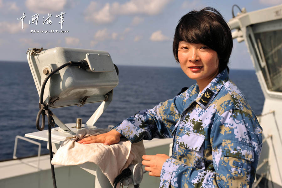 探索新时代的女兵风采，苏州舰上的女舰员们——以052D型驱逐舰为视角，苏州舰上的女舰员风采，新时代女兵风采探索之旅——以052D型驱逐舰为视角