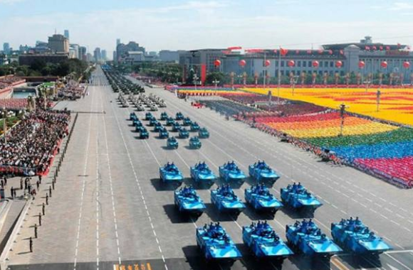 全球各国阅兵评价，展现军力，彰显荣耀，全球阅兵盛况，展现军力，彰显荣耀时刻