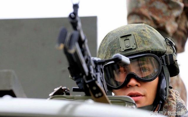 关于武警部队司令员在2022年的重要职责与贡献，武警部队司令员在2022年的核心职责与显著贡献解析