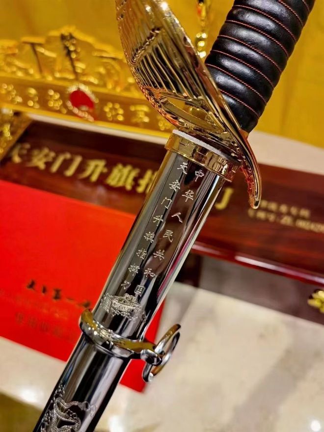 三军仪仗队指挥刀介绍，三军仪仗队指挥刀详解