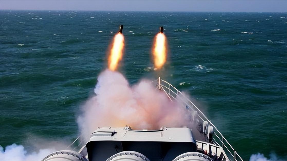 不属于中国海军舰队的多元角色与全球视野，全球视野下的中国海军舰队多元角色探究