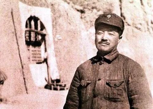 六十年代军衔图片大全，历史记忆与军事荣誉的象征，六十年代军衔图片集，军事荣誉与历史的象征
