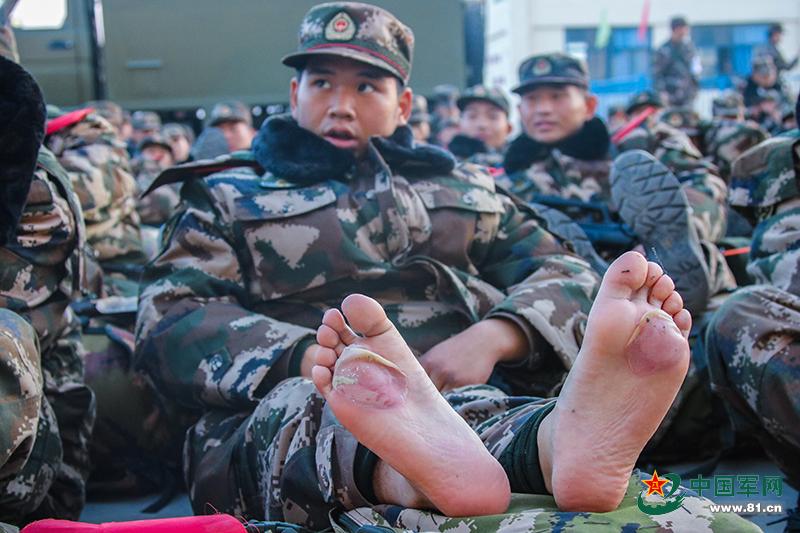 中国女兵武警图片大全，展现力量与荣耀，中国女兵武警图片展示，力量与荣耀的辉煌时刻