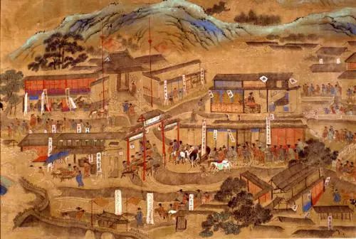 迁都的可能性，历史、现实与未来的考量，迁都议题，历史考量、现实挑战与未来展望