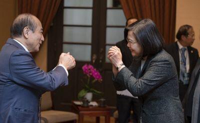 全面应对与积极防控措施