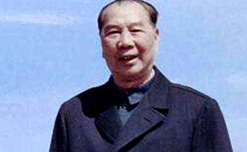 勇担使命的先锋——记第十四集团军参谋长杨毅，勇担使命的先锋，第十四集团军参谋长杨毅的奋斗历程