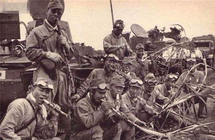 现在部队老兵欺负新兵吗？——对军队内部关系的深度探讨，军队内部新兵与老兵的关系，深度探讨欺负现象的真相与改善路径
