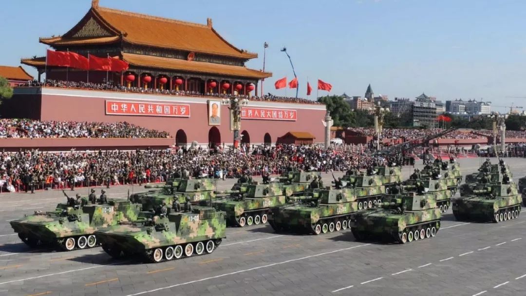 揭秘2019年阅兵首个震撼方队，揭秘阅兵盛典，首个震撼方队亮相2019年阅兵盛典