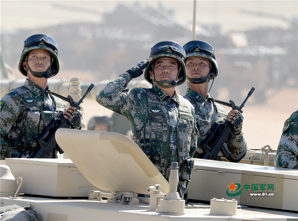 关于中国空军阅兵中32个装备方队少将名单的文章，中国空军阅兵装备方队少将名单揭晓，32位将领亮相阅兵盛况