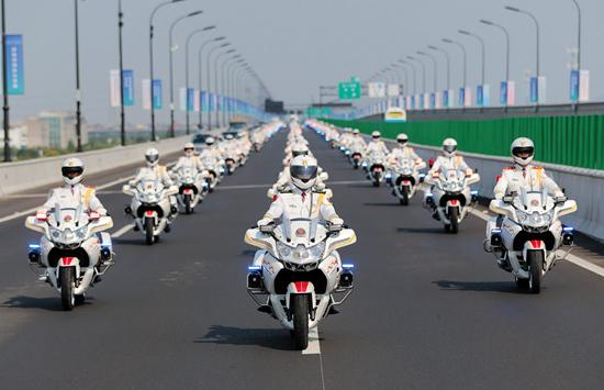 揭秘国宾护卫队，荣耀与责任的象征，国宾护卫队，荣耀与责任的典范