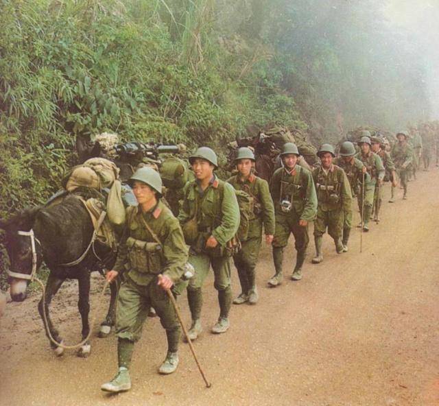 断臂军人丁小兵的卓越人生与军衔荣誉，断臂军人丁小兵的非凡人生与军衔荣誉之路