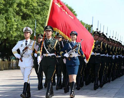 三军仪仗队怎样才能留队，三军仪仗队留队攻略，如何成功留在队伍中？